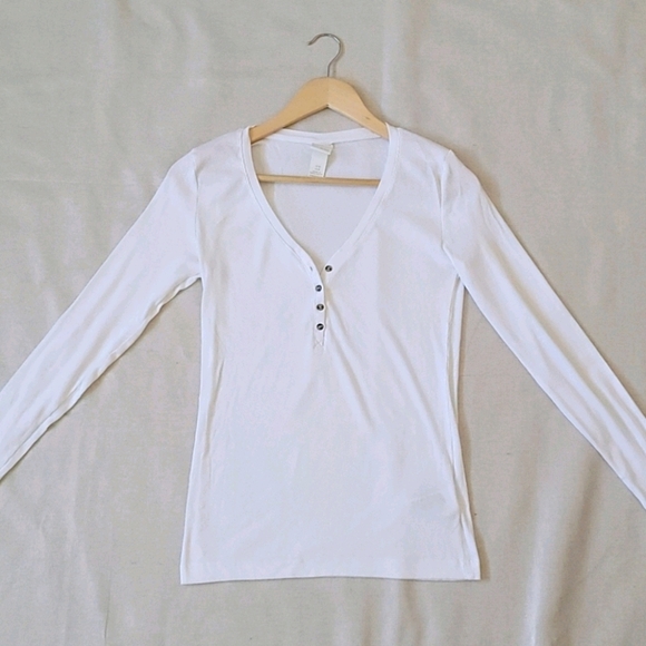 H&M Tops - H&M Ribbed Henley